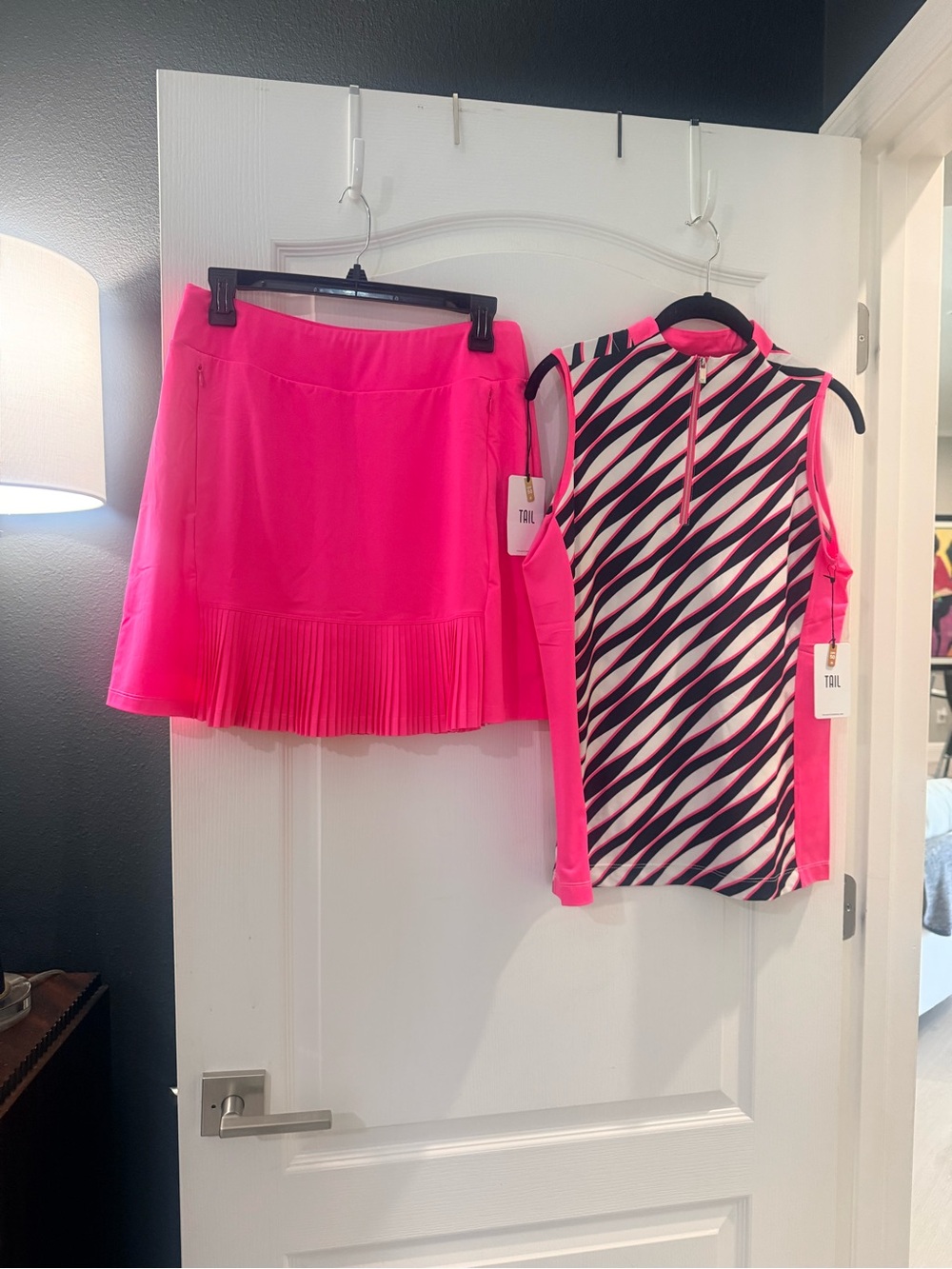 NWT Tail Ambar 18 inch skort with coordinating Zula top. Size M